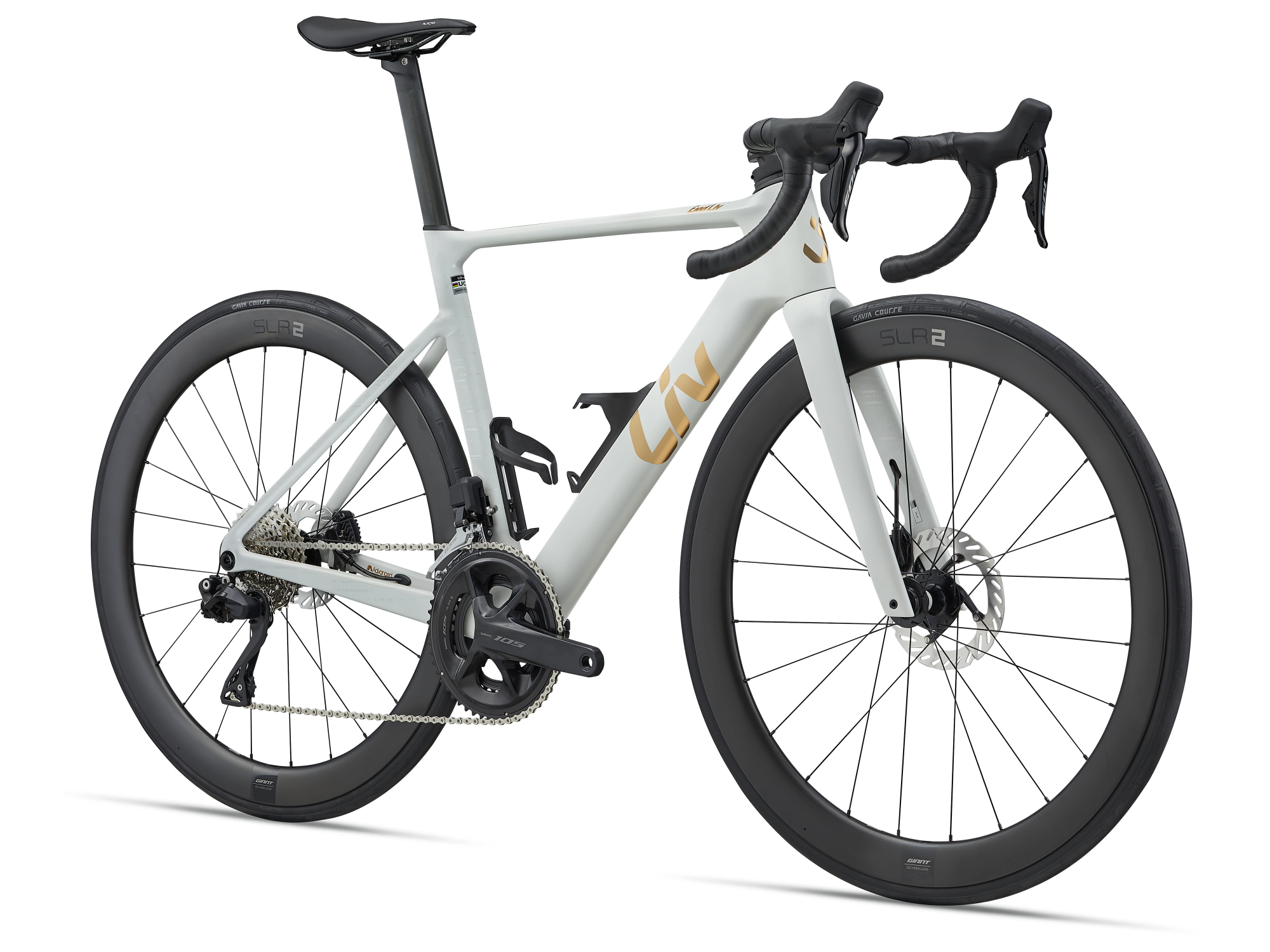 Liv Enviliv Advanced 1 Rennrad in Weiss mit hohen Aero-Carbonlaufrädern und Shimano-Antrieb.