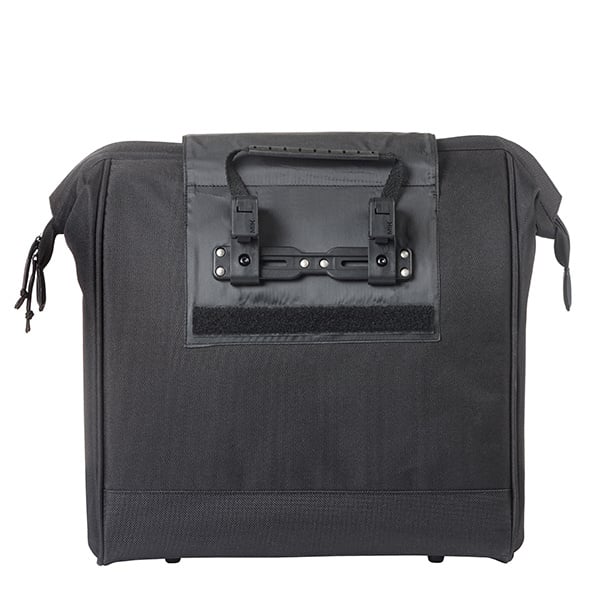 Basil Grand Fahrradshopper Set mit Tasche in Schwarz und zwei MIK‑Hook‑Adaptern.