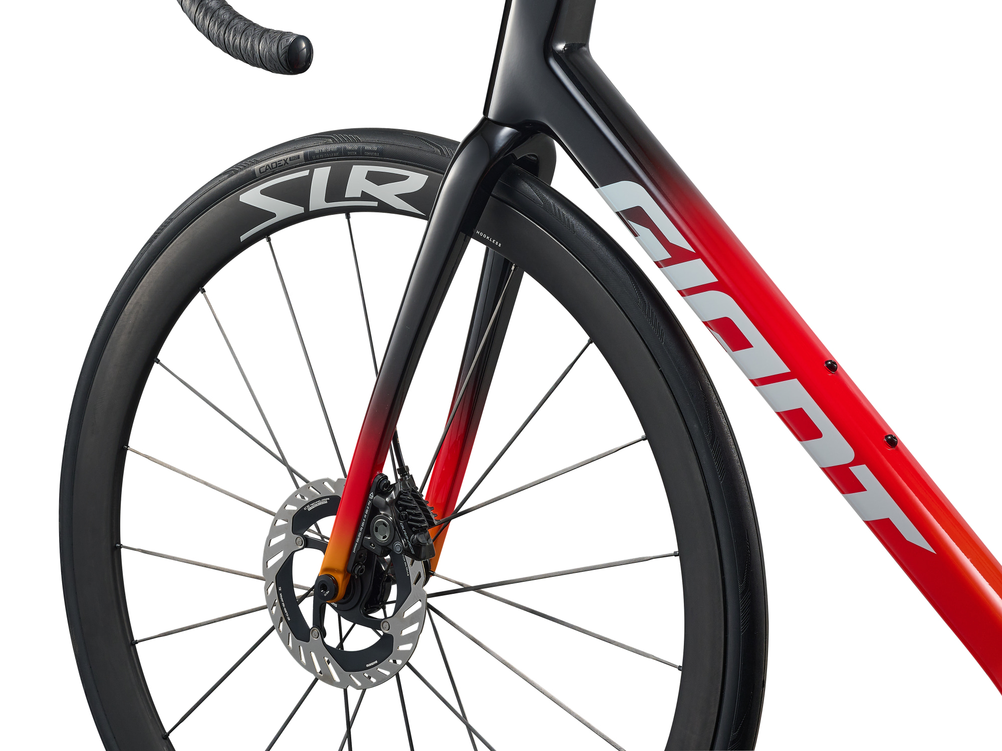 Giant Rennrad TCR Advanced PRO Dura Ace in schwarz rot, Detailansicht Gabel und vordere Scheibenbremse mit Laufrad