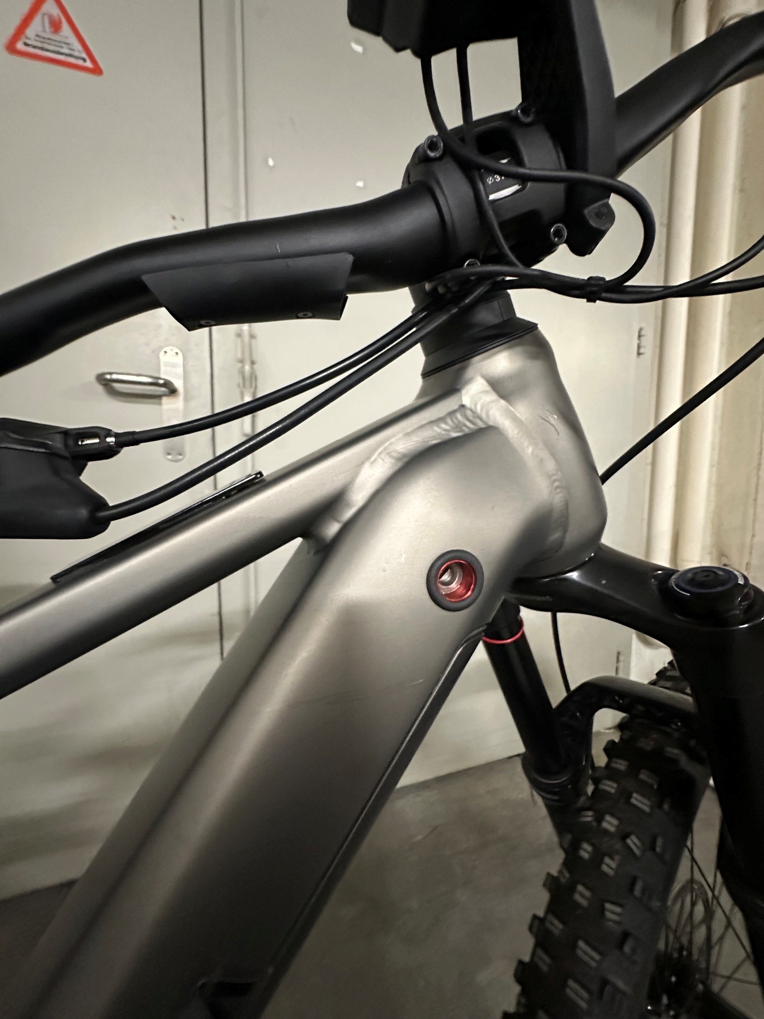 Bergstrom AXV 849 Testvelo 236240, Gebrauchsspuren von der Seite