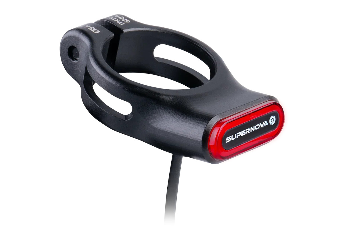 Supernova TL3 Mini Pro Seat Clamp in Sattelklemme integriert