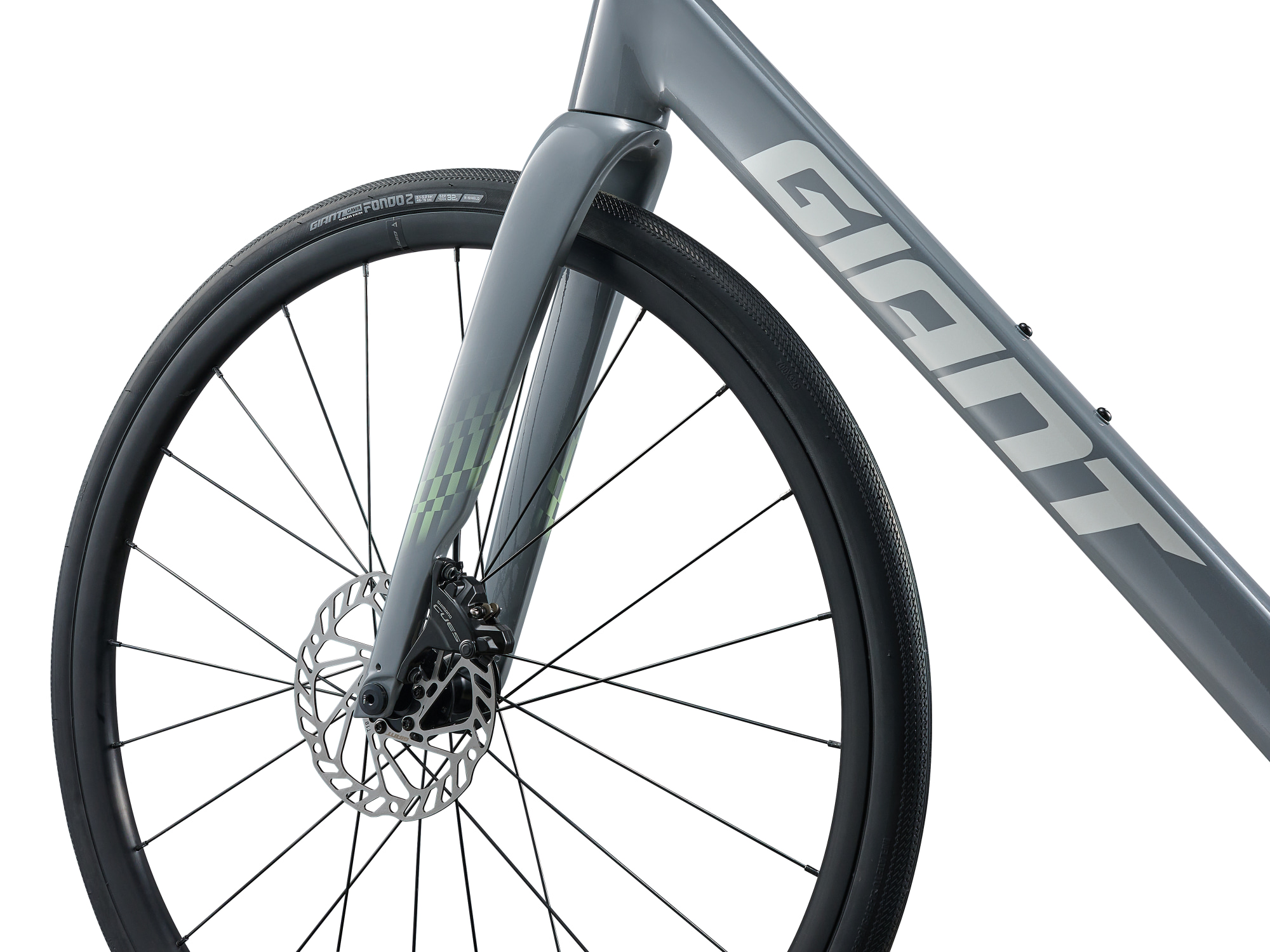 Giant Contend AR 1 Gravelbike in Stardust Grey mit Carbon-Gabel und Vorderrad in Detailansicht