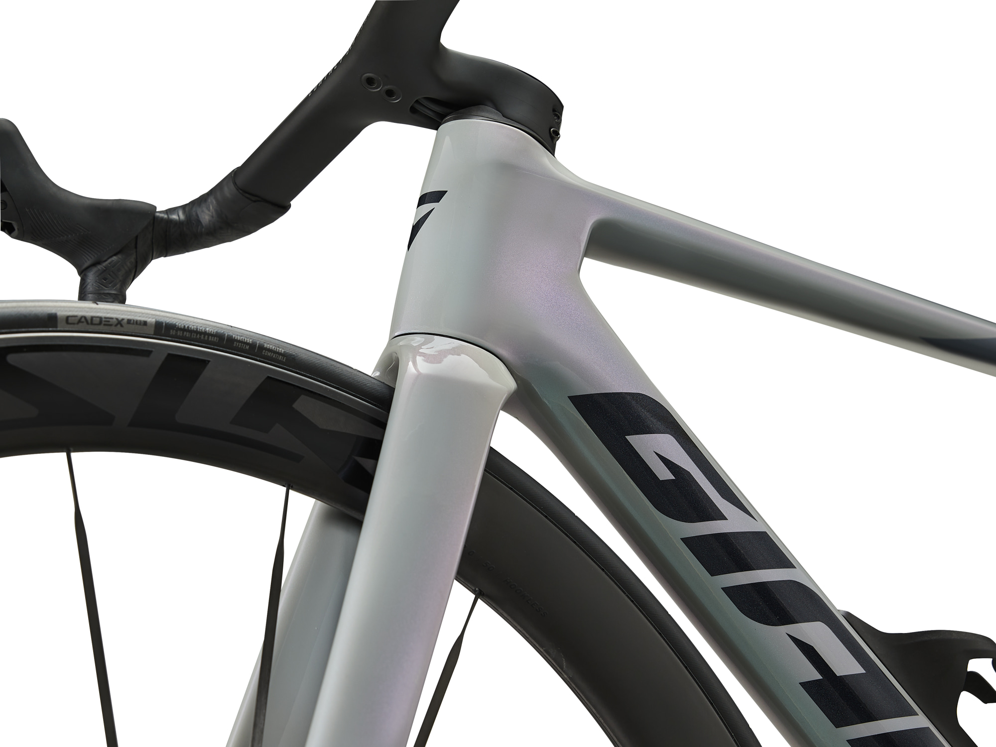 Vélo route aéro carbone Giant Propel Advanced Pro DA, détail tube de direction, vue côté gauche