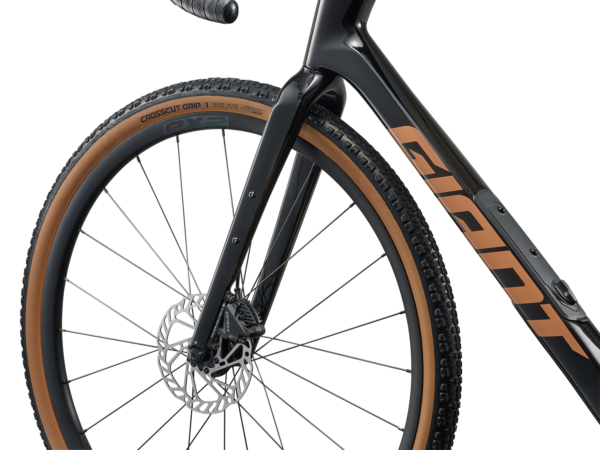 Vélo gravel Giant Revolt Advanced 2, détail fourche et roue avant