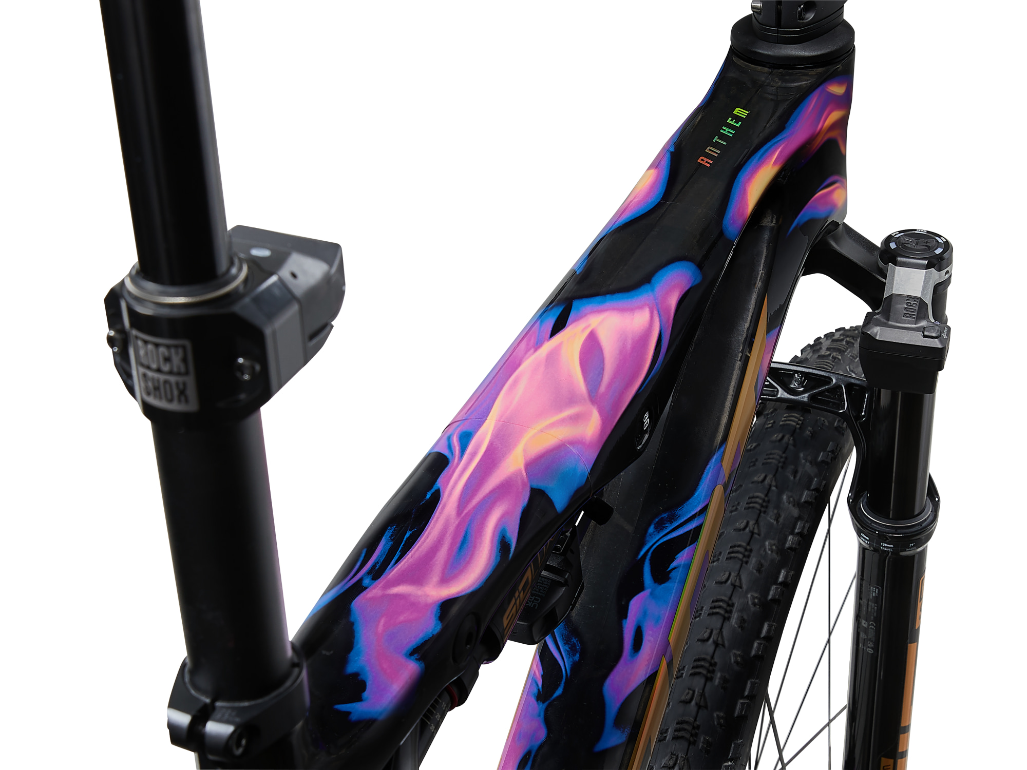 Giant Anthem Advanced SL SE Mountainbike mit Oberrohrdesign und Sattelstütze im Detail.