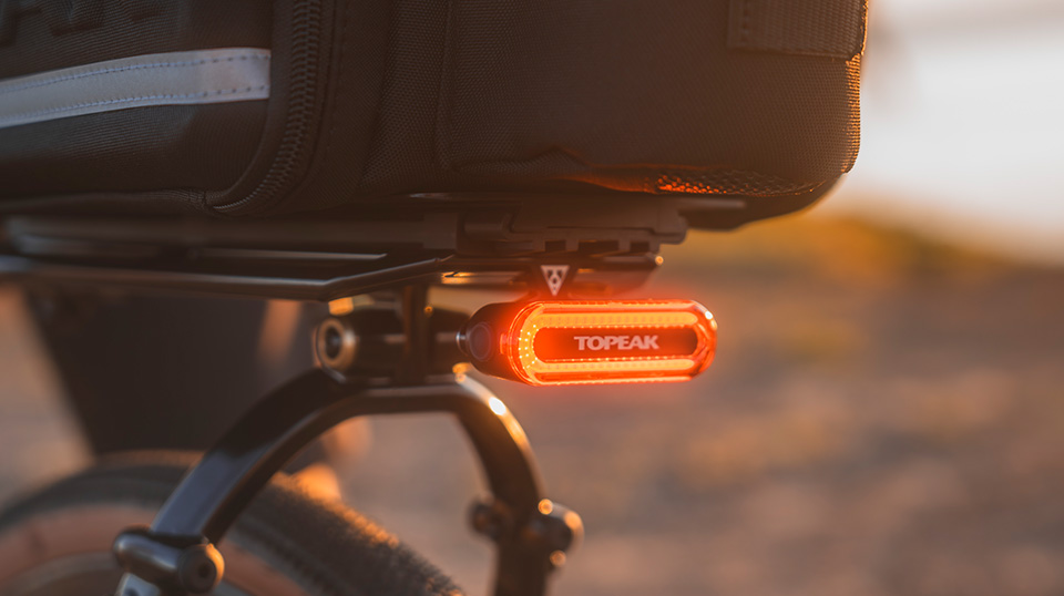 Optionales Rücklicht für den Topeak Zi:Rak Gepäckträger