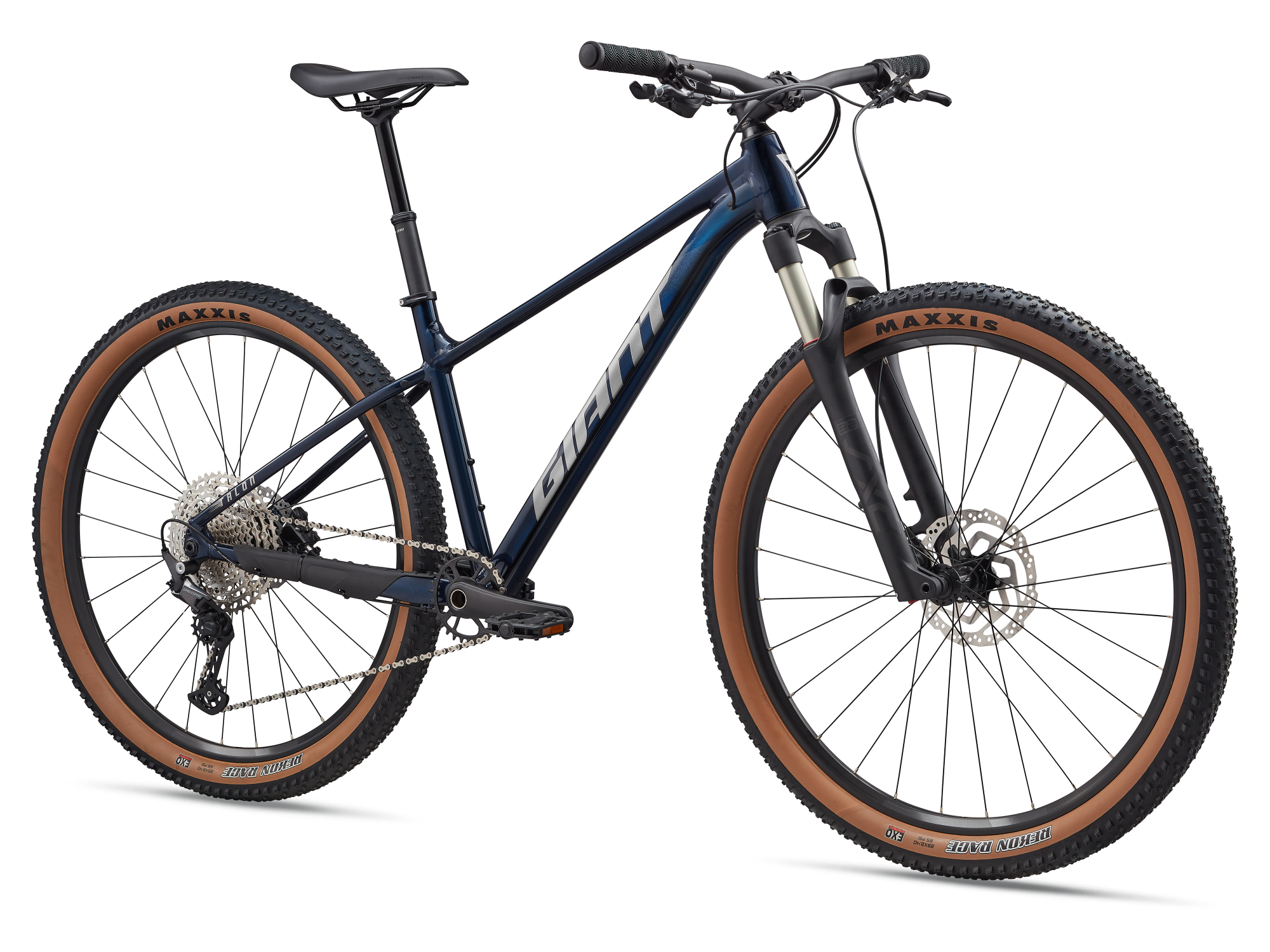 VTT semi-rigide Giant Talon 0 en bleu foncé (Ultra Navy) avec Shimano Deore 1x12v, pneus Maxxis, vue trois quarts avant droit