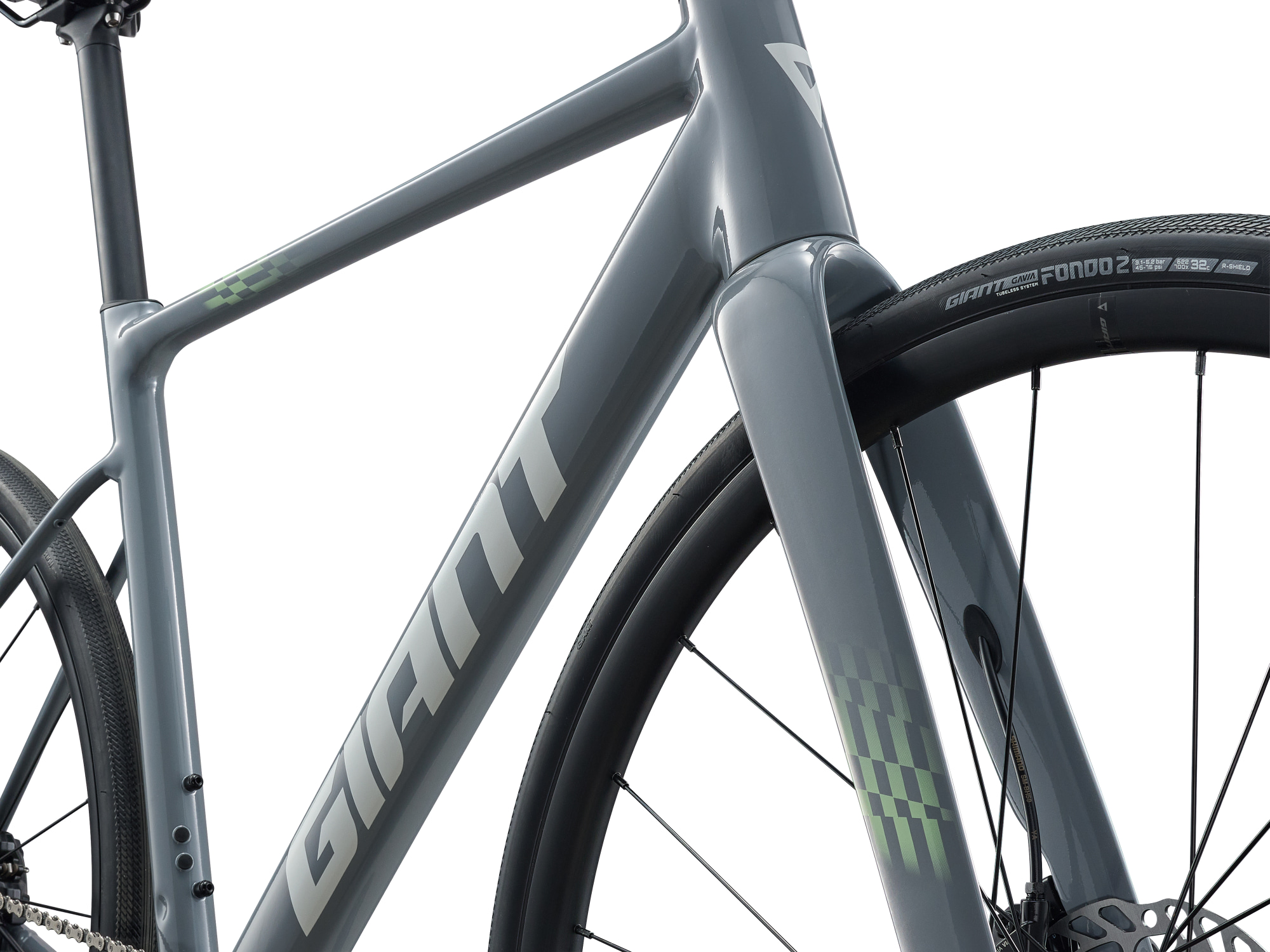 Giant Contend AR 1 Gravelbike in Stardust Grey mit Rennlenker in Frontansicht