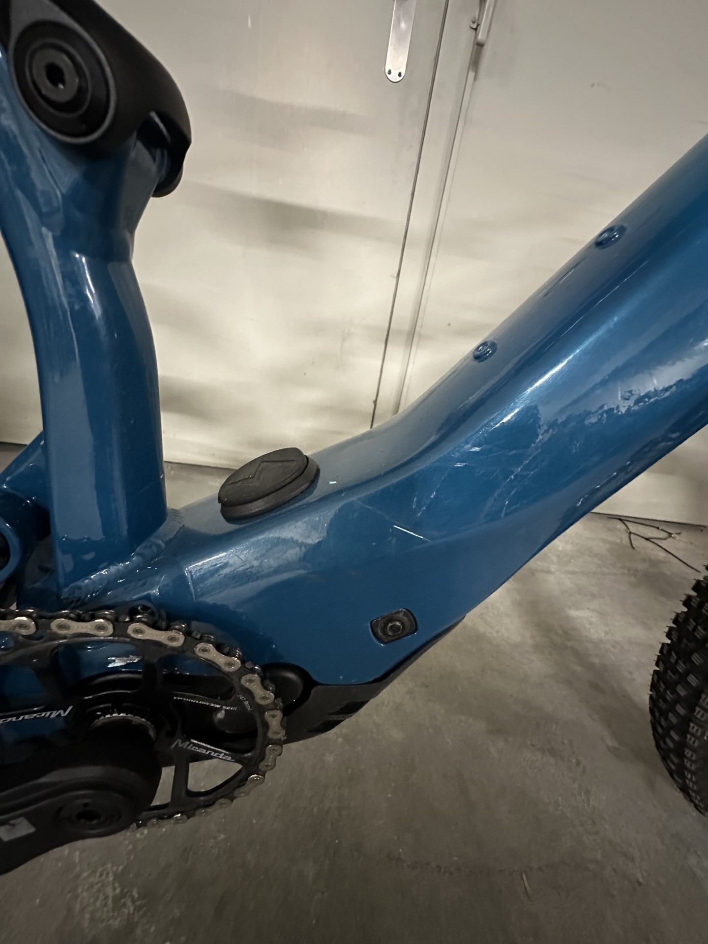 Bergstrom Flow 3 Testvelo in oncean blau, Unterrohr seitlich